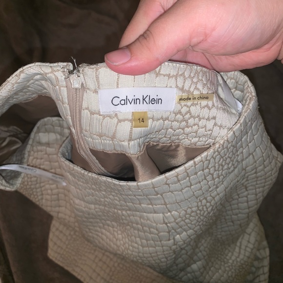 Calvin Klein snake print pencil skirt - Picture 2 of 2